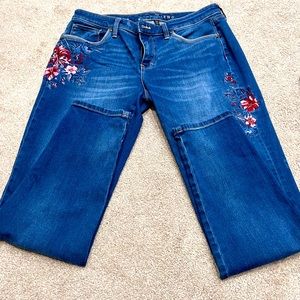 WHBM GIRLFRIEND embroidered jeans sz6